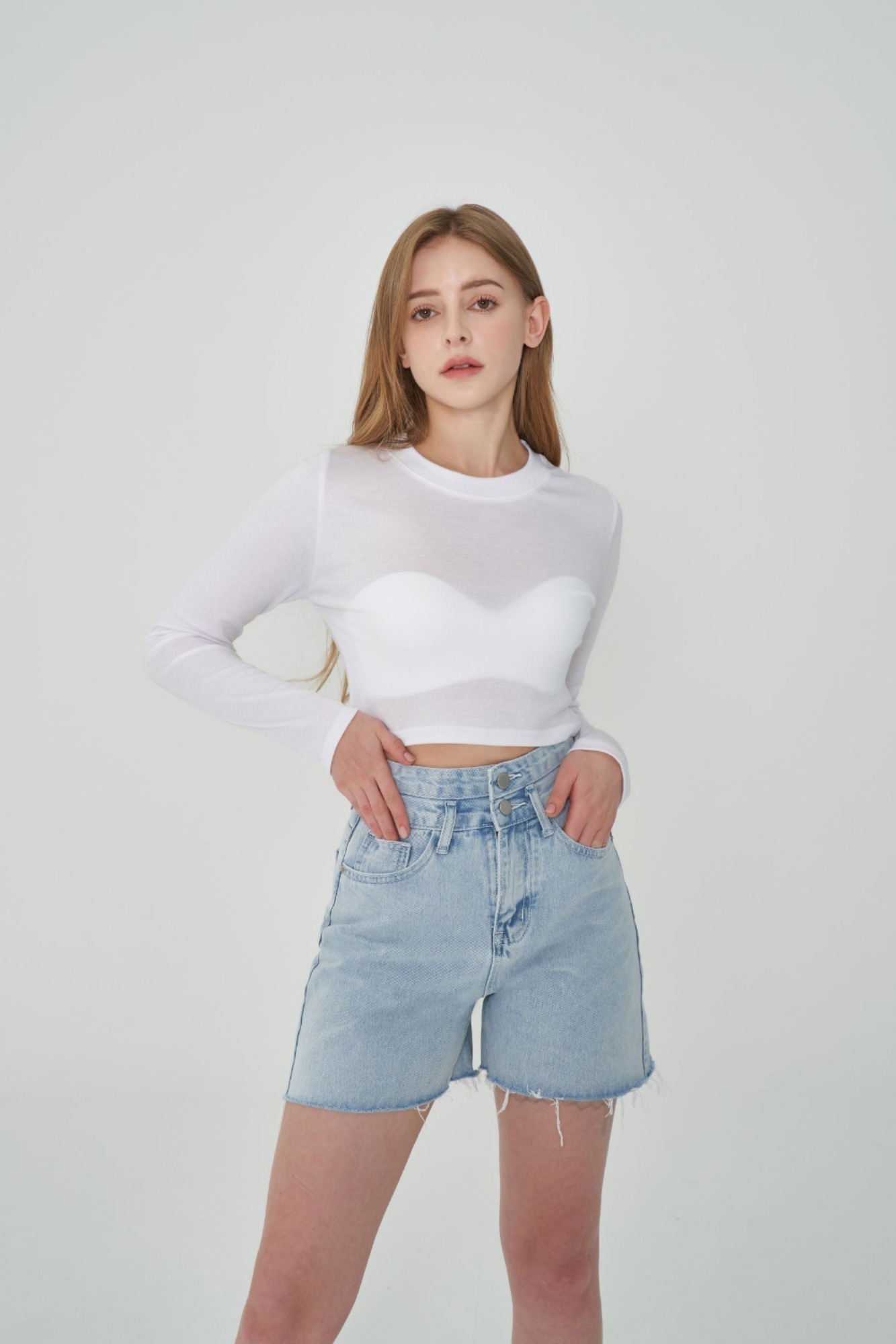 HIGH WAIST FEMININE FIT TWO BUTTON CROPPED PANTS [6856]